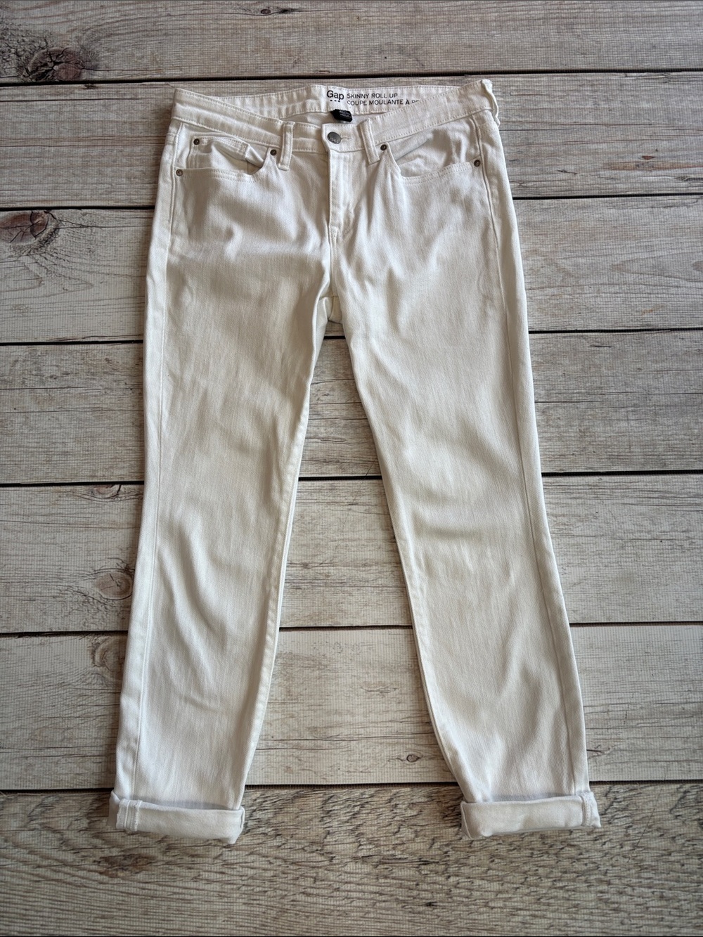 GAP Women's Skinny Roll Up White Jeans